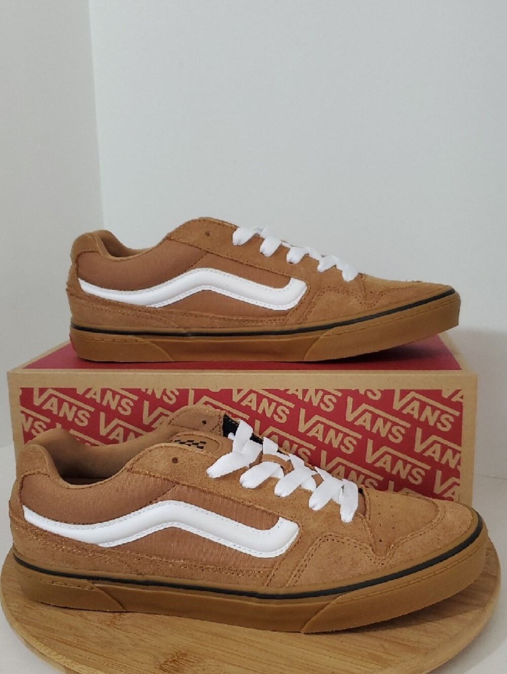 Vans Caldron Men's Suede Casual Sneakers Chipmunk Brown Size 11 NIB